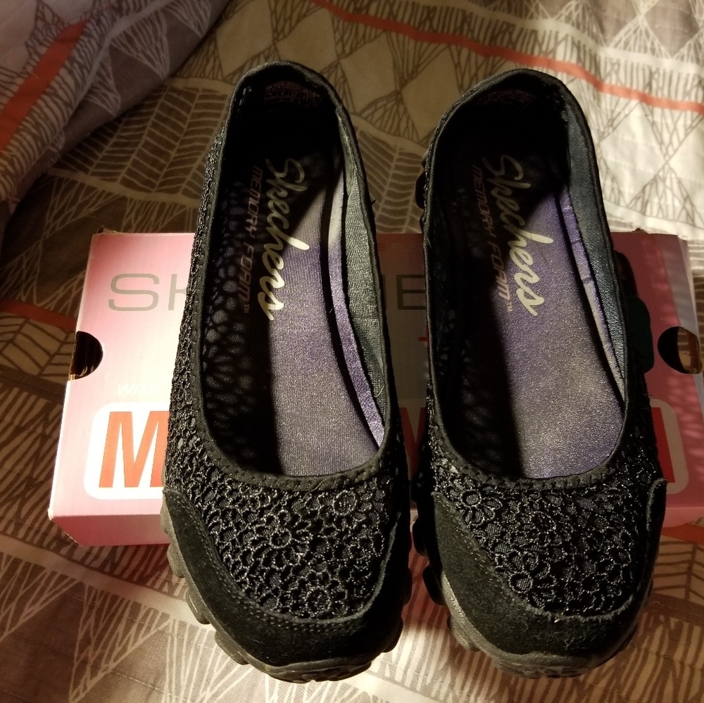 Skechers flats